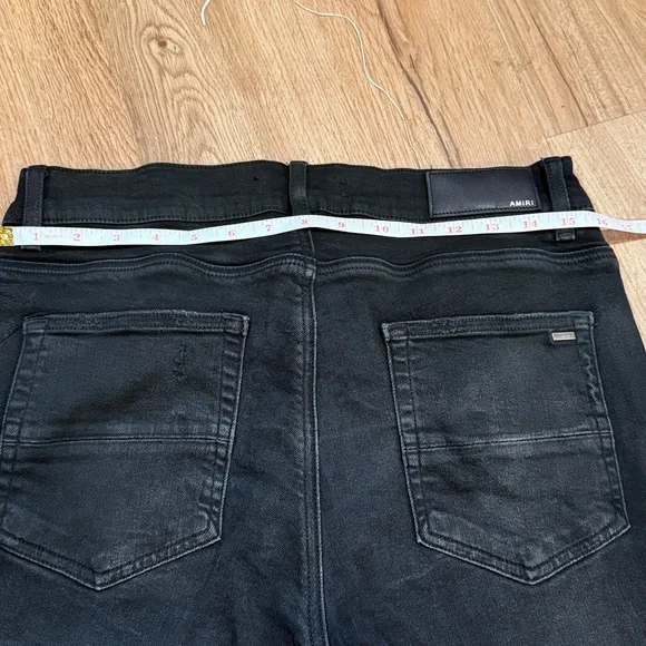 AMIRI MX1 Distressed Jeans - black - ·